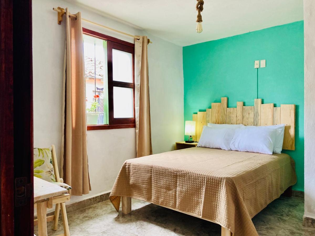 Alhambra Hotel - San Cristóbal de Las Casas エクステリア 写真