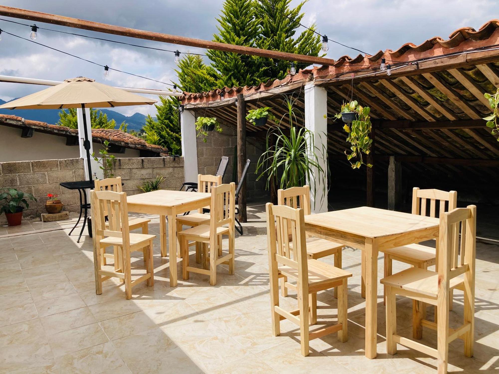 Alhambra Hotel - San Cristóbal de Las Casas エクステリア 写真